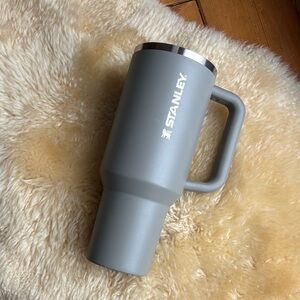 Stanley Sage Gray 40oz Quencher